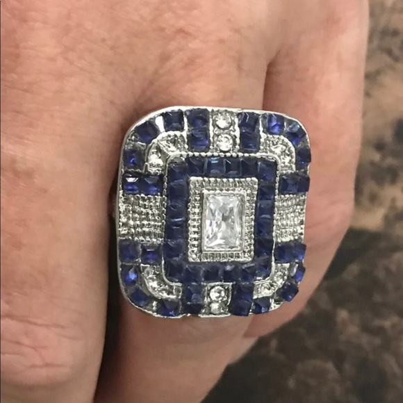 Jewelry - Statement ring Cocktail Ring.